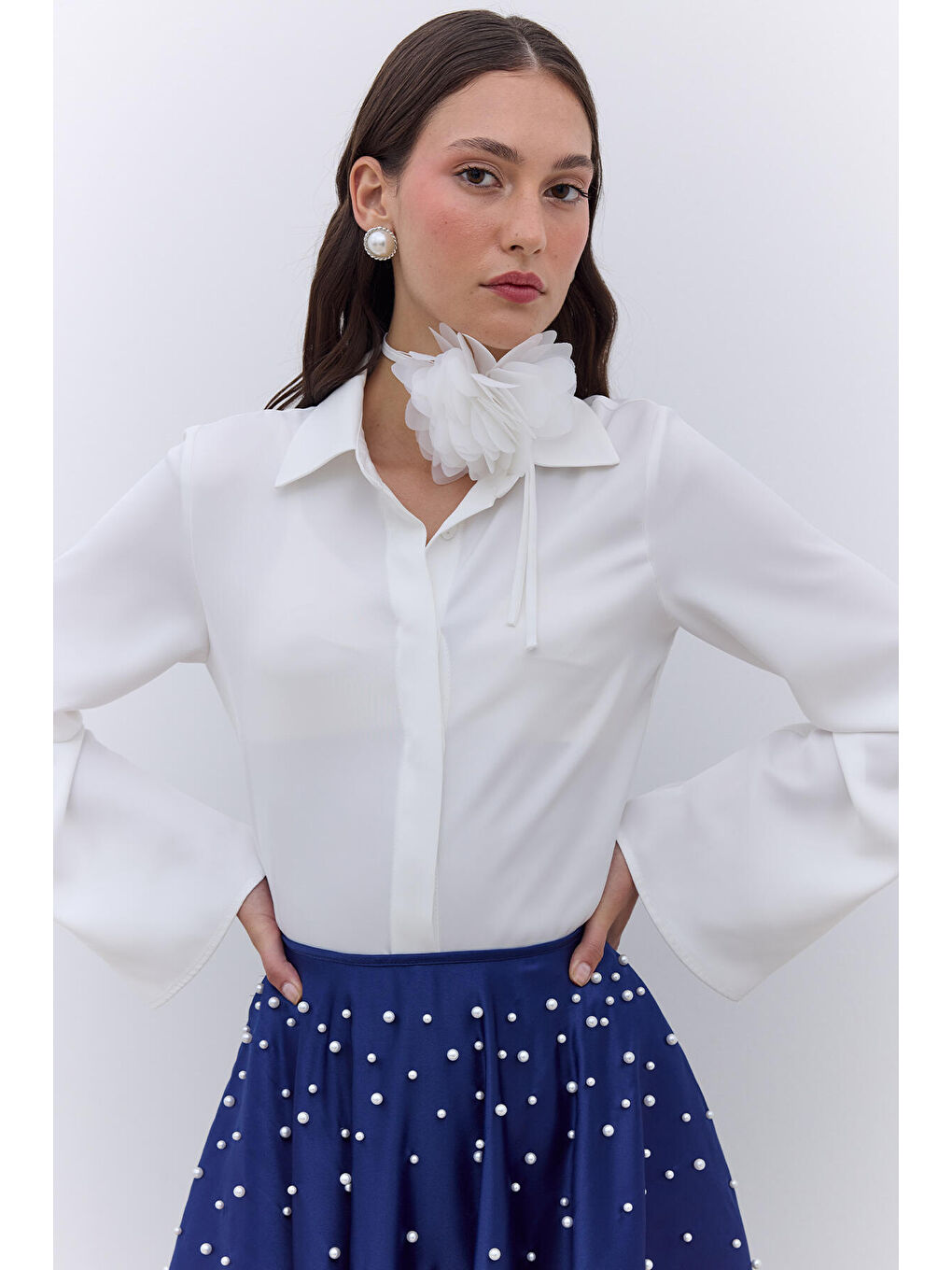 Ekru Saten Fit Kesim Beyaz Kadın Gömlek-4