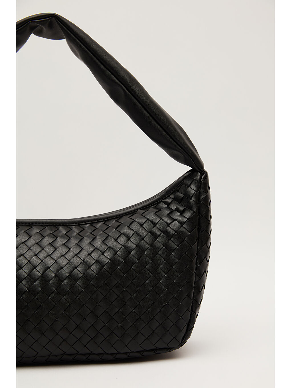 Frances Örgü Oval Çanta Siyah-7