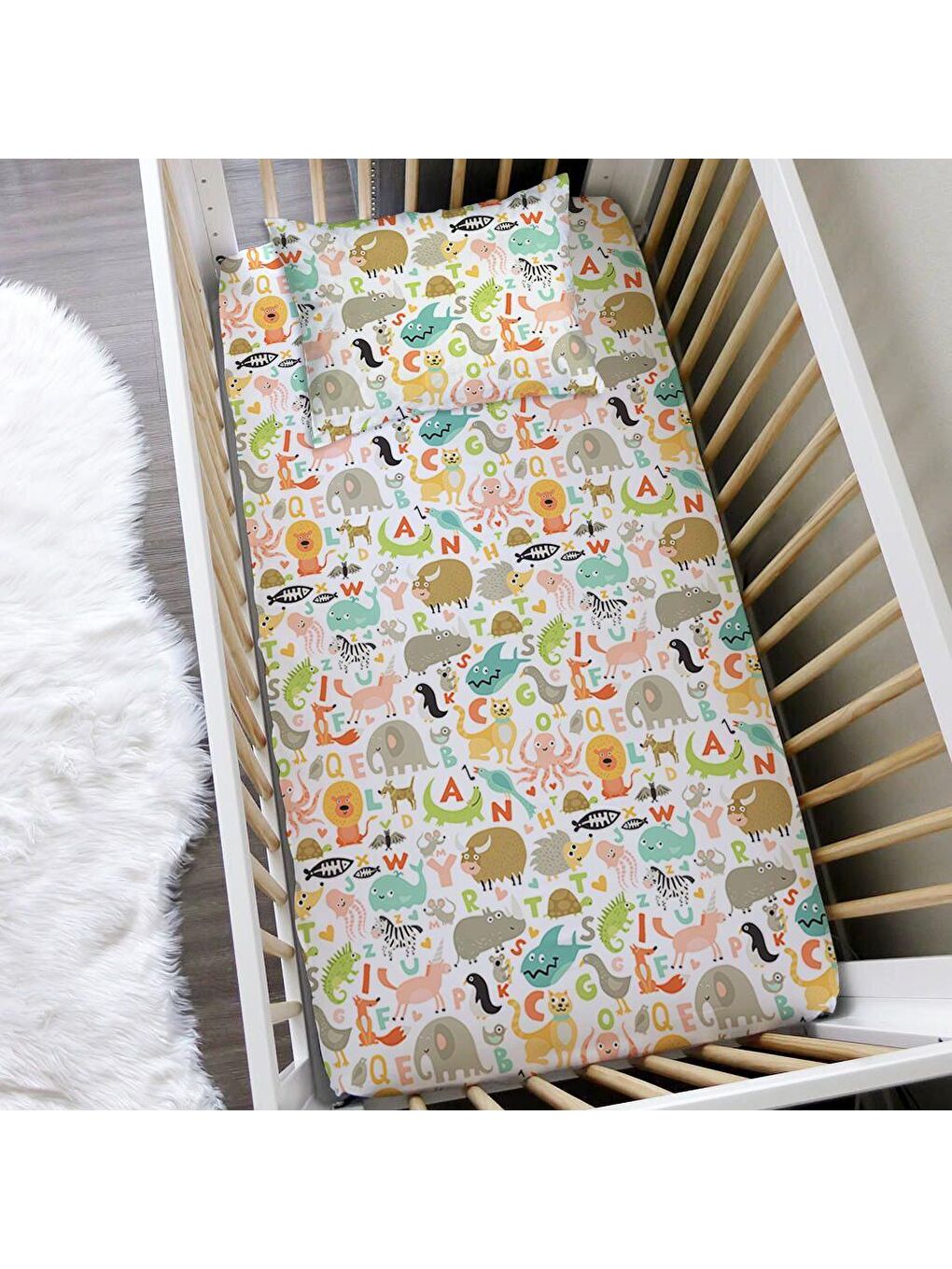 Karışık Hayvan Desen Baskılı Bebek Boy Lastikli Çarşaf Seti Renkli 60x120 cm