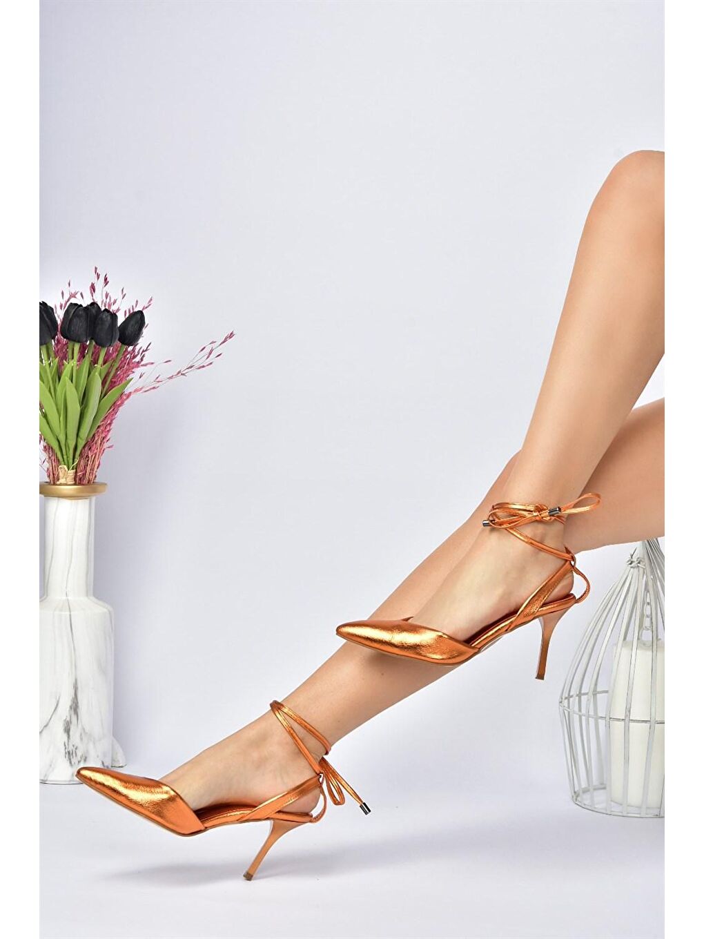 Turuncu Sivri Burun Bilekten Bağlamalı Kadın Topuklu Ayakkabı M518700109-2