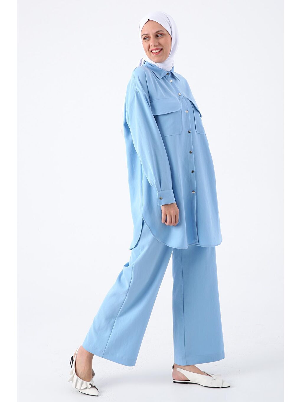 Açık Mavi Kapaklı Cepli Gömlek Pantolon Takım