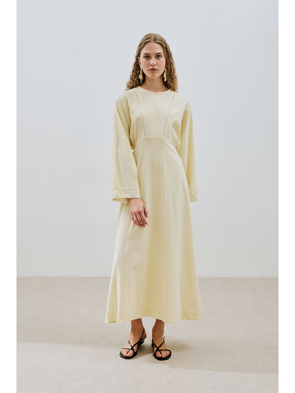 Dokulu Şerit Detaylı Elbise Sarı-2