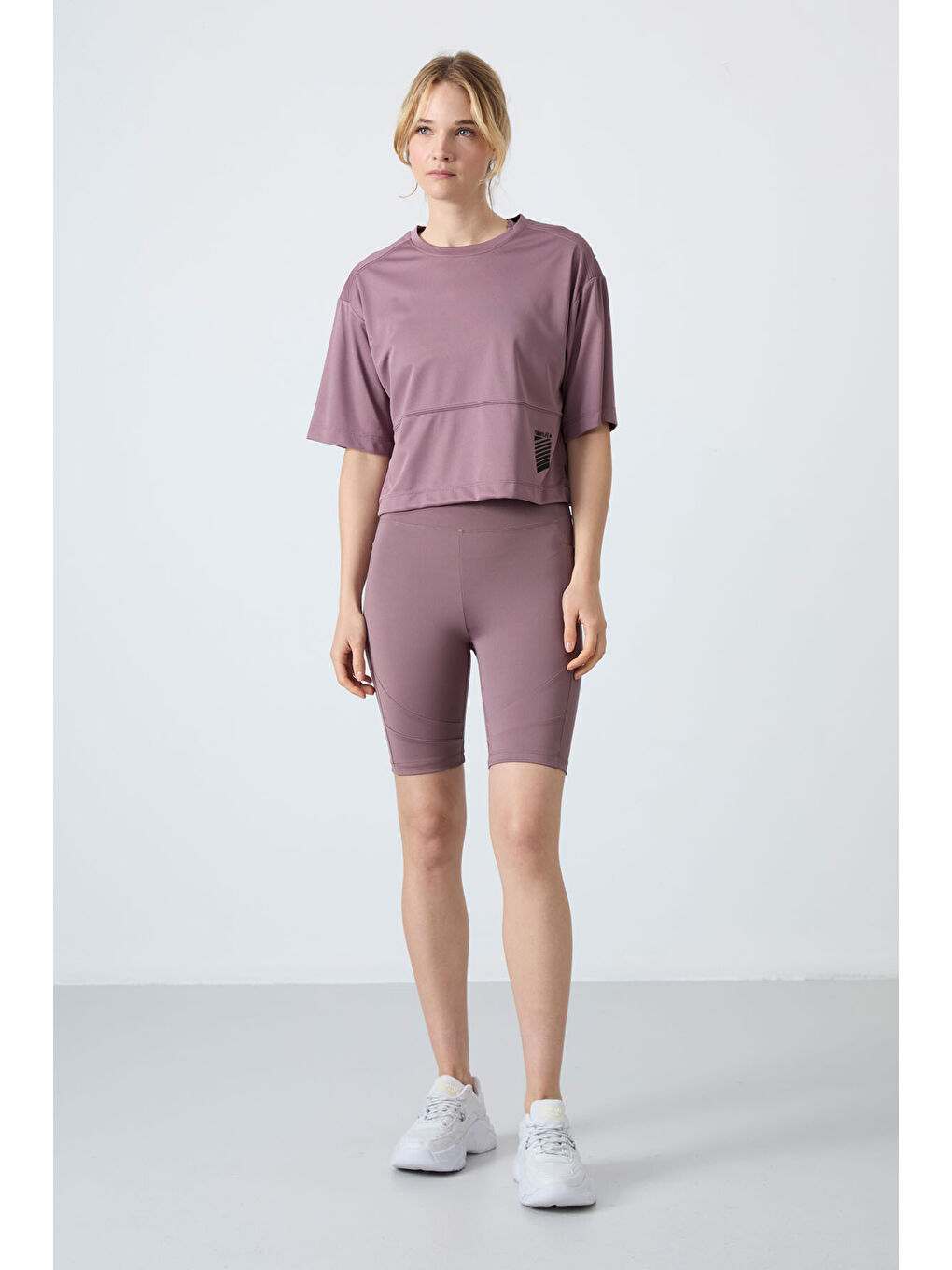 Pembe Nefes Alan Dokulu İnce Oversize Fit Performans Kadın Tişört - 97284-6