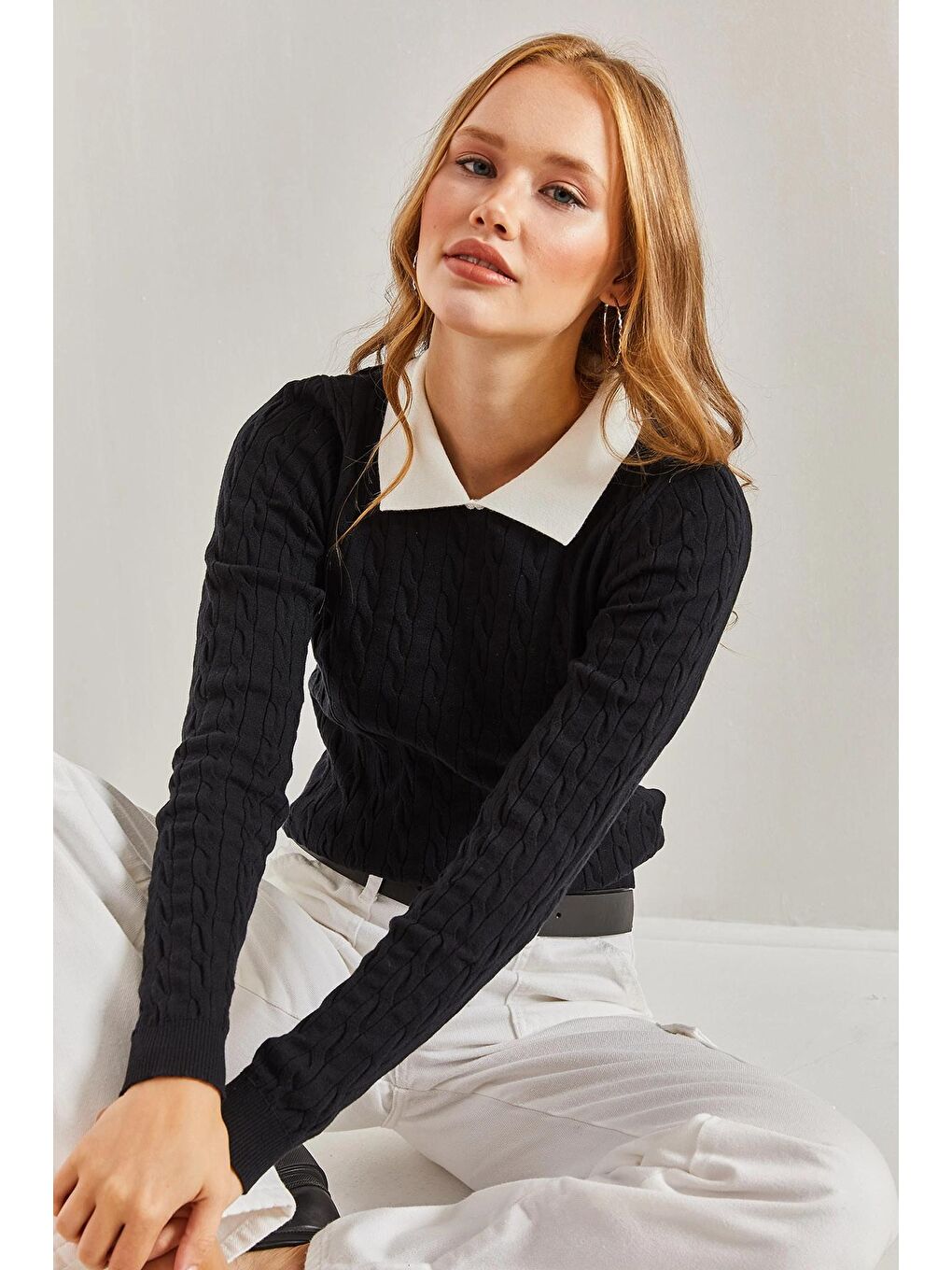 Siyah Kadın Gömlek Yaka Saç Örgülü Kazak-4