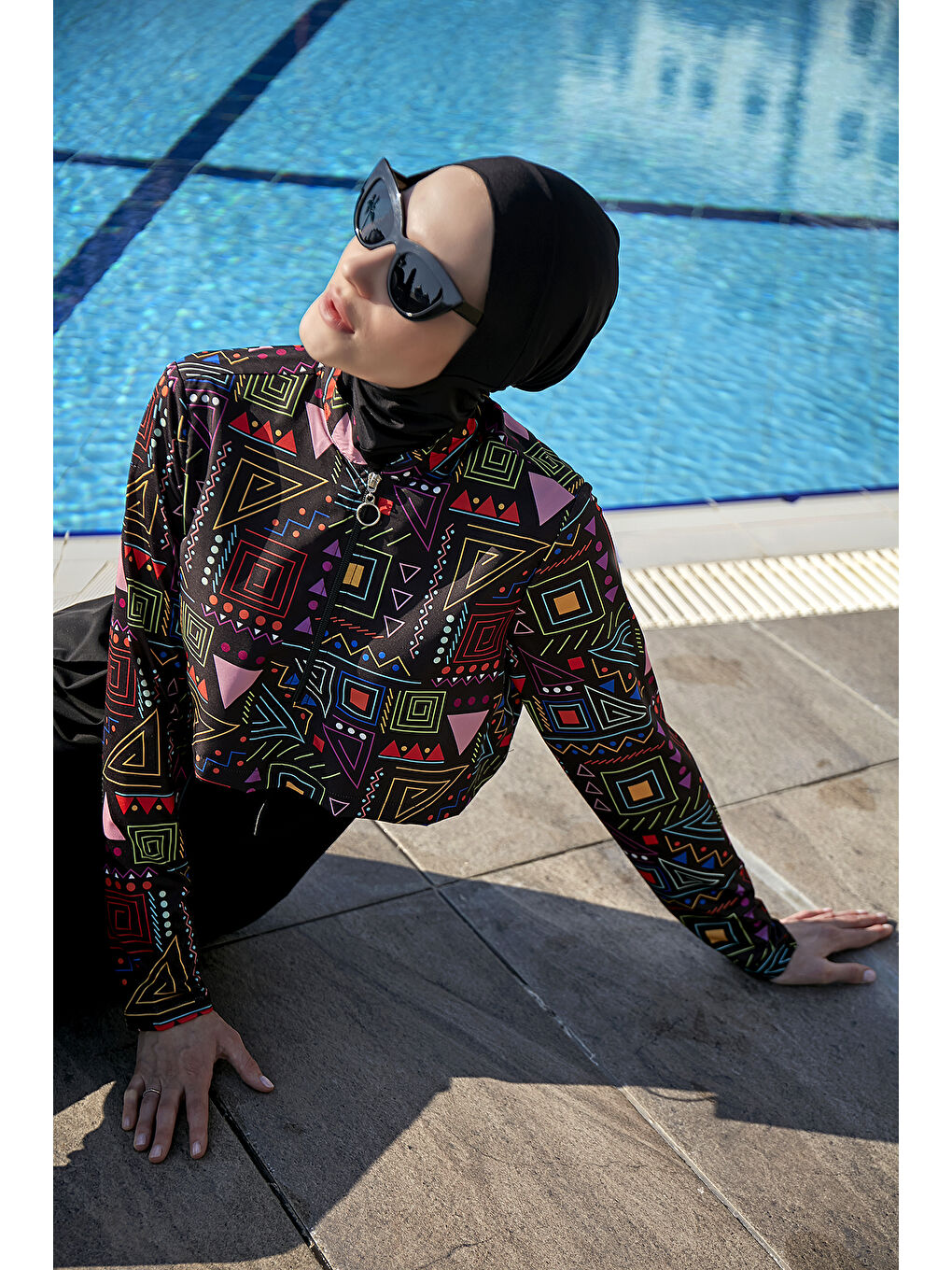 Siyah Önü Kapaklı Tam Kapalı Tesettür Mayo-4