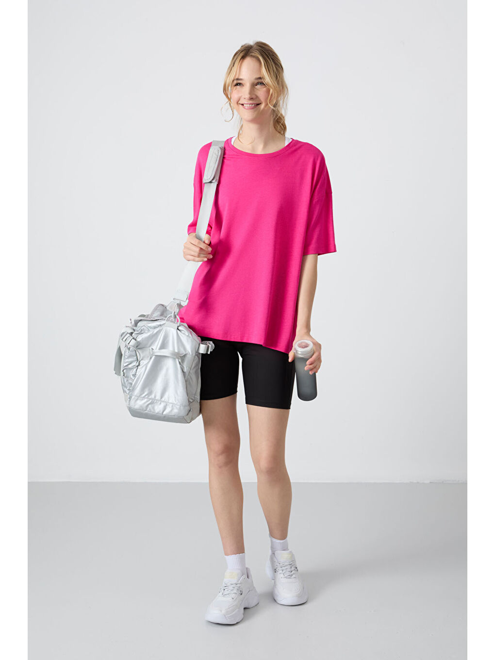Fuşya Penye Modal Yumuşak Tuşeli Oversize Fit Basic Kadın Tişört- 97285