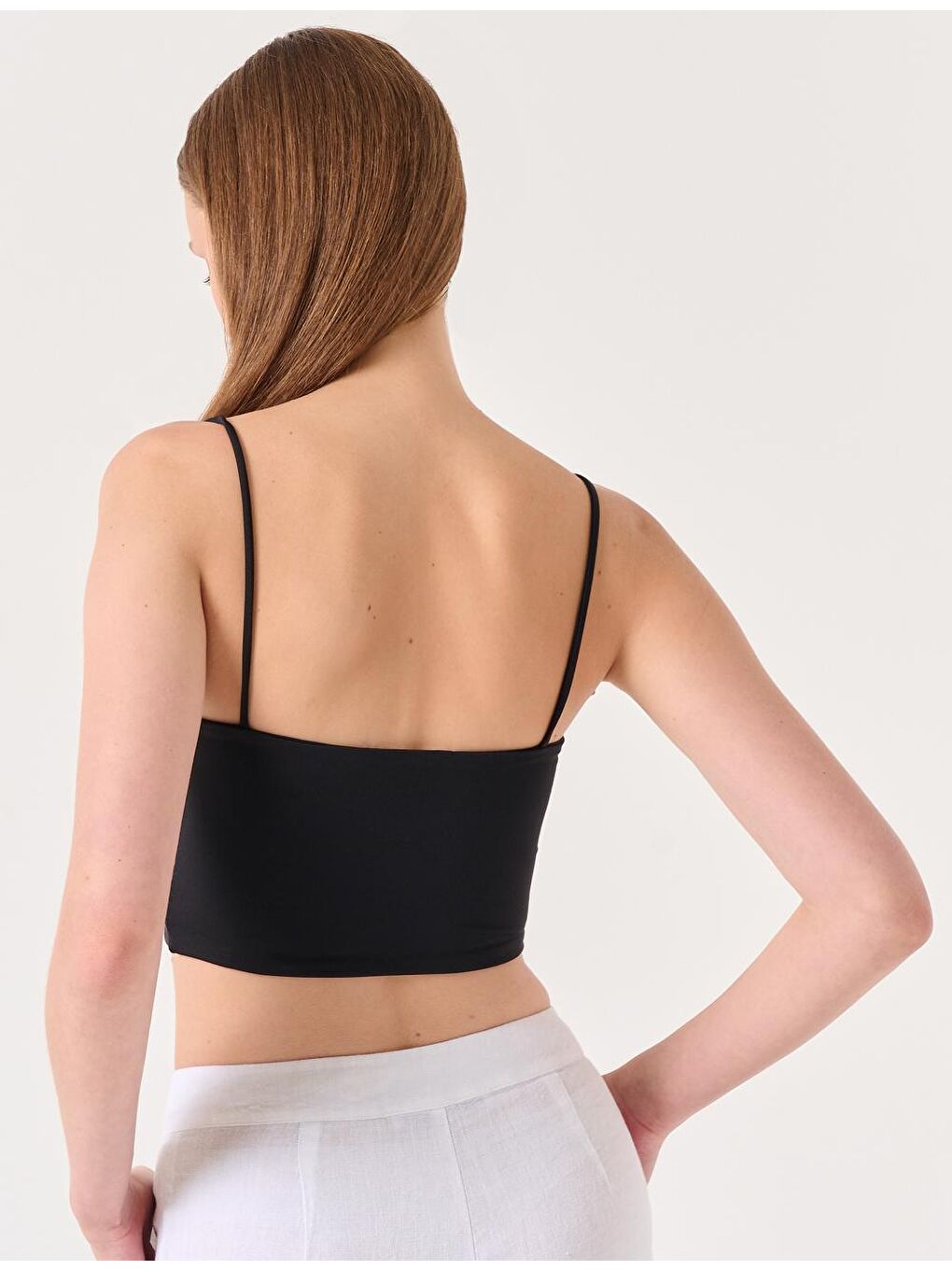 Siyah Dar Kesim Askılı Örme Bralet-3