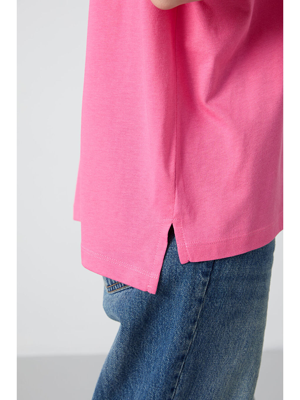 Şeker Pembe Penye Modal Yumuşak Tuşeli Oversize Fit Basic Kadın Tişört- 97285-8