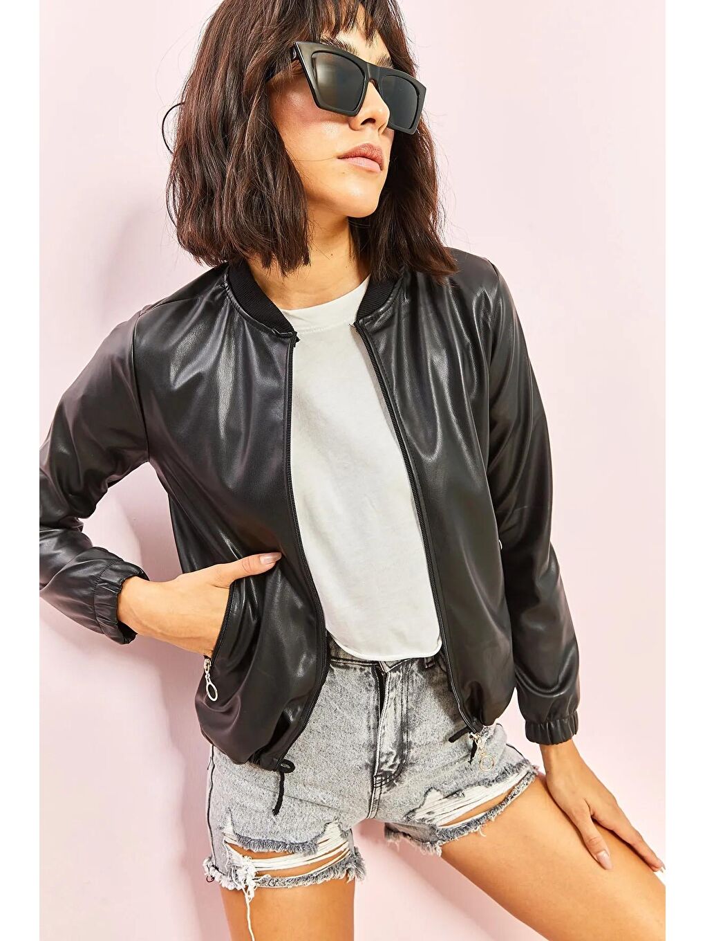 Siyah Kadın Cepli Deri Ceket-1