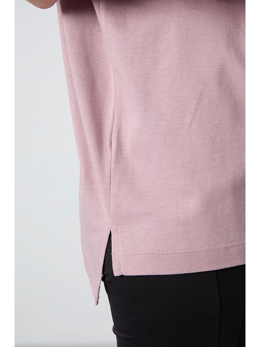 Pembe Gül Kurusu Penye Modal Yumuşak Tuşeli Oversize Fit Basic Kadın Tişört- 97285-8