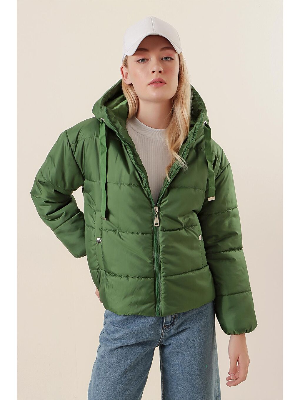5117 Kapüşonlu Şişme Mont - Zümrüt Yeşili