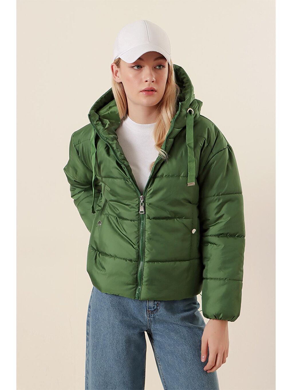 5117 Kapüşonlu Şişme Mont - Zümrüt Yeşili-1