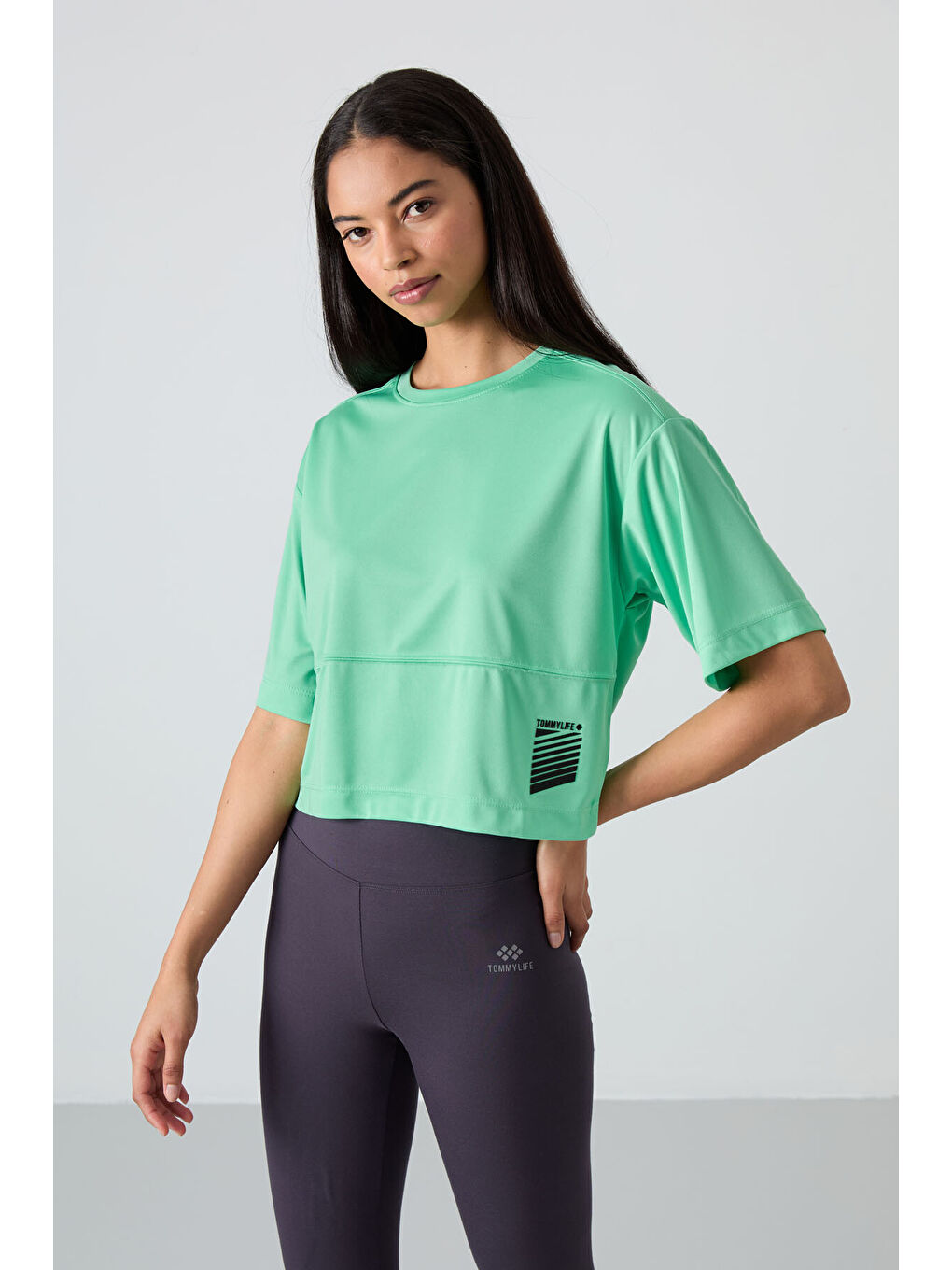 Turkuaz Nefes Alan Dokulu İnce Oversize Fit Performans Kadın Tişört - 97284-2