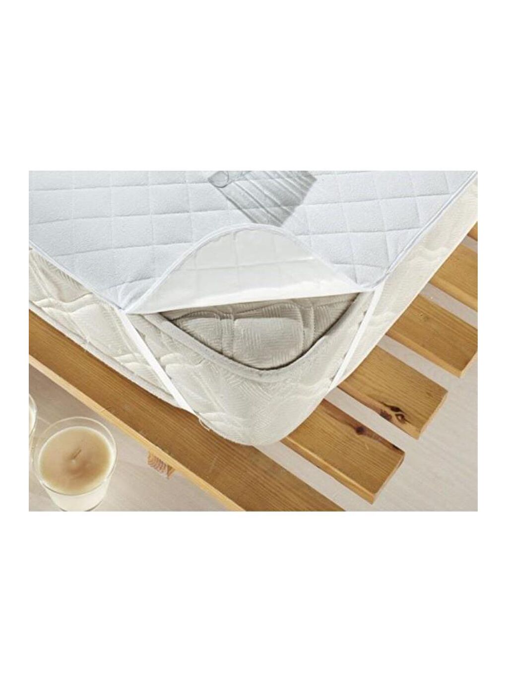 Beyaz Kapitoneli Sıvı Geçirmez Ped 120x200 Cm Tek Kişilik Alez-2