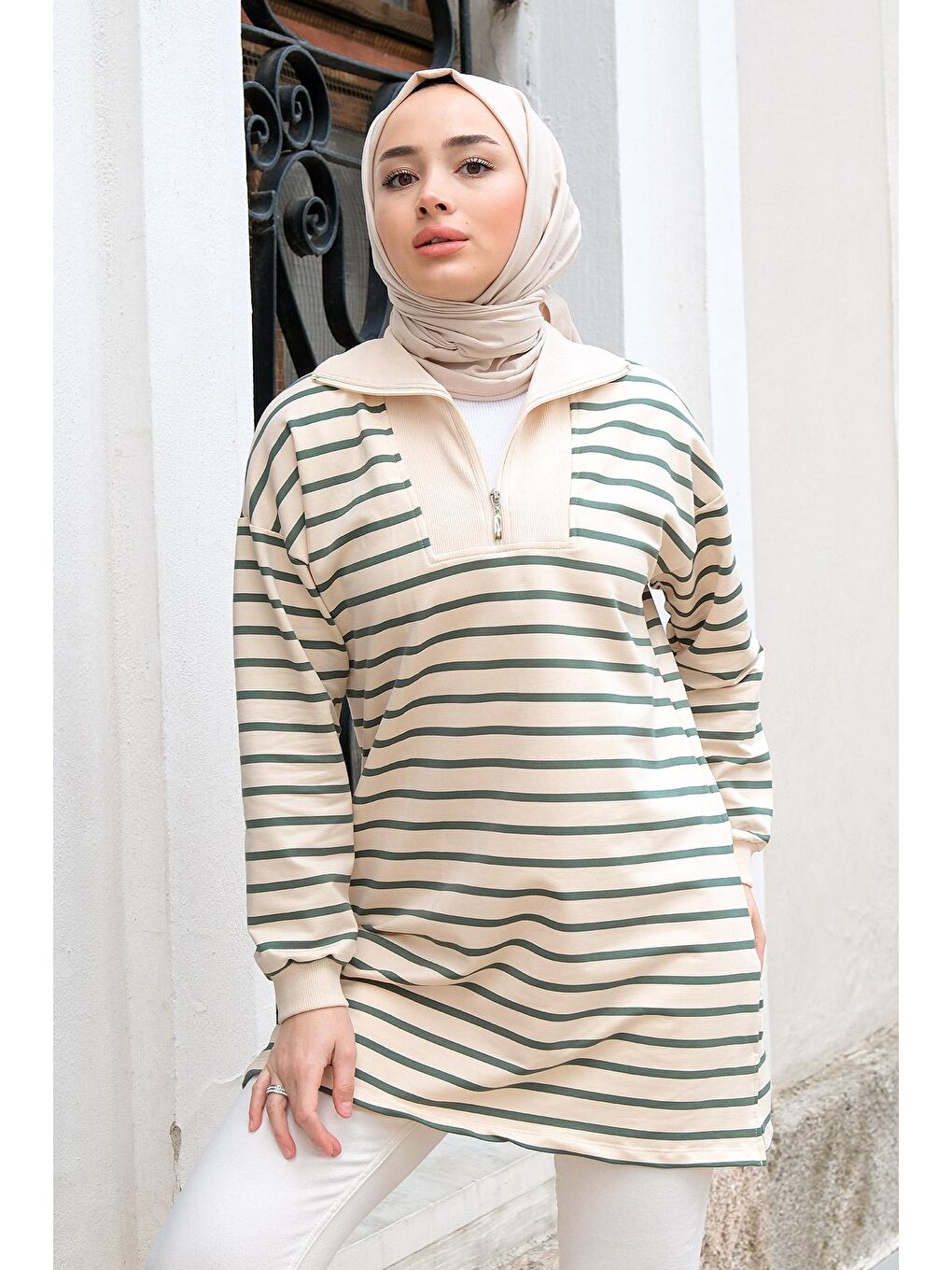 Önü Fermuarlı Çizgili Sweat Yeşil