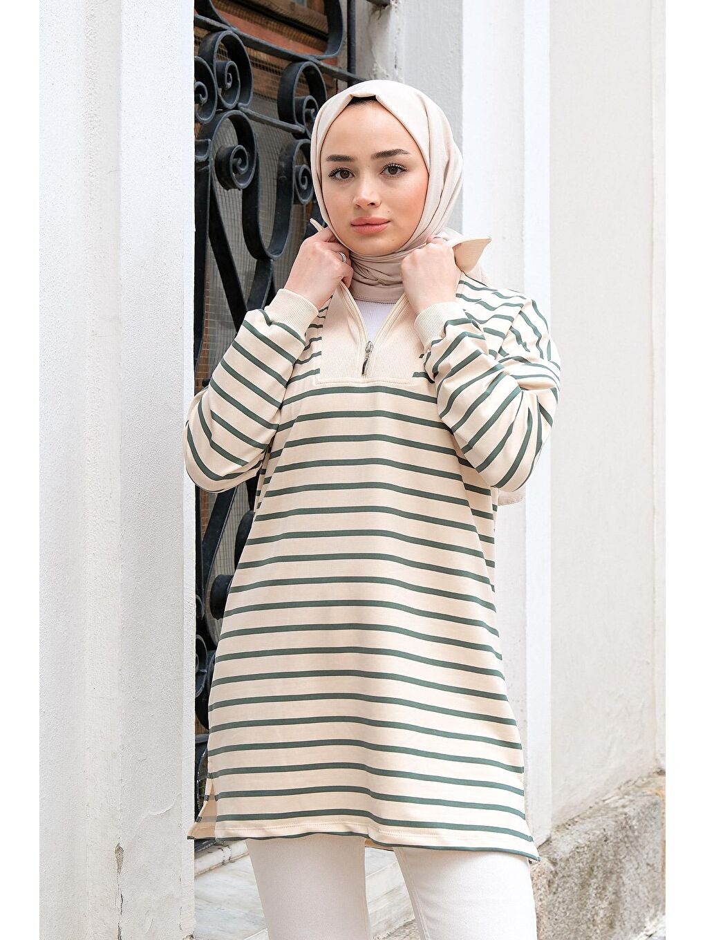 Önü Fermuarlı Çizgili Sweat Yeşil-2