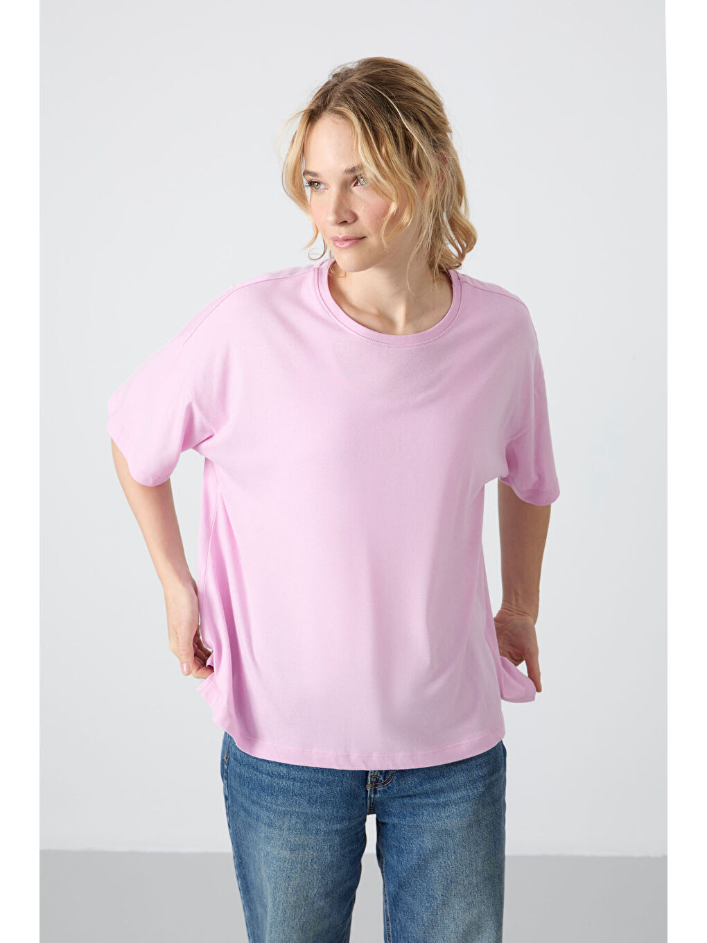Pembe Penye Modal Yumuşak Tuşeli Oversize Fit Basic Kadın Tişört- 97285-8