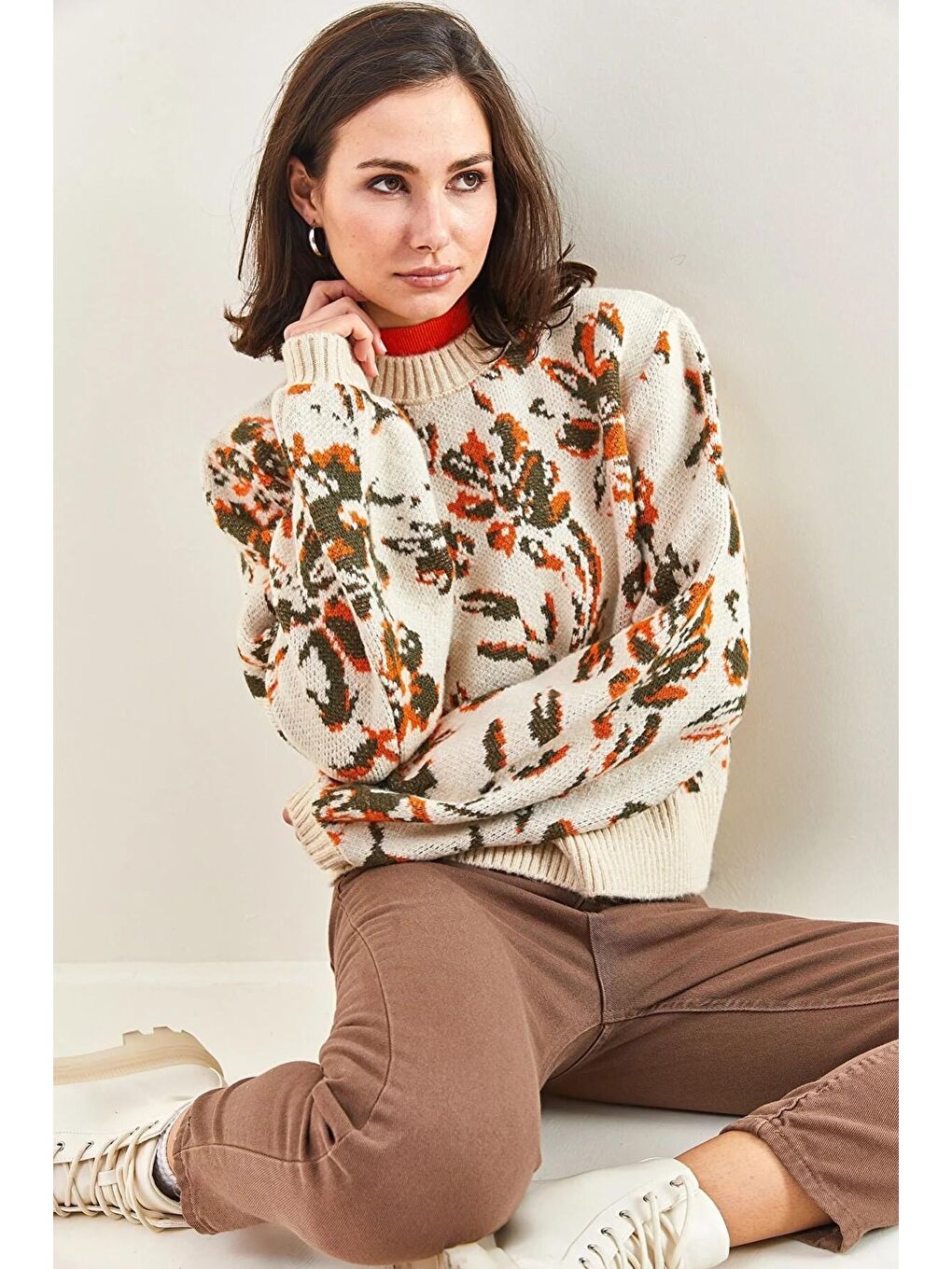 Bej Kadın Çiçek Desenli Triko Örme Kazak-3