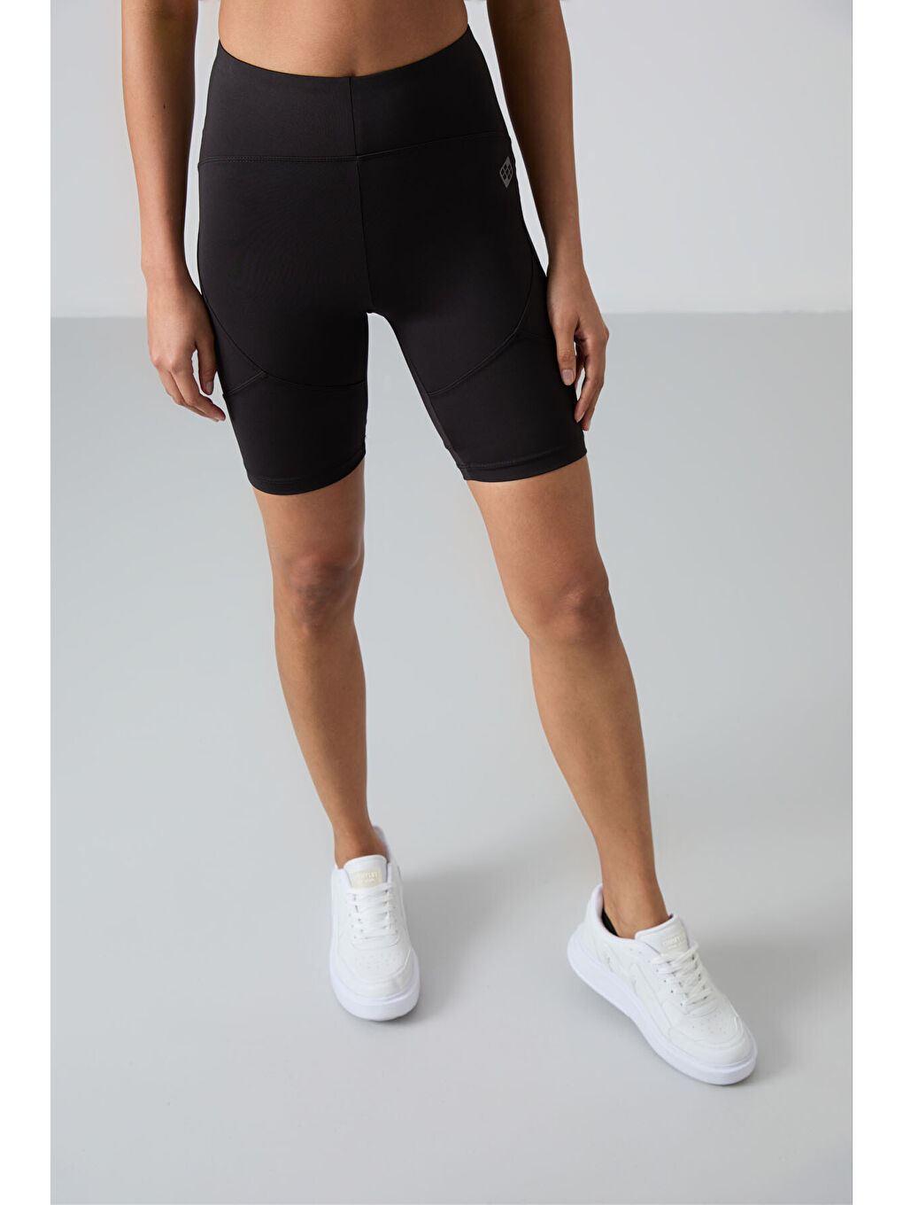 Siyah Esnek Performans Kadın Biker Tayt - 91013-4