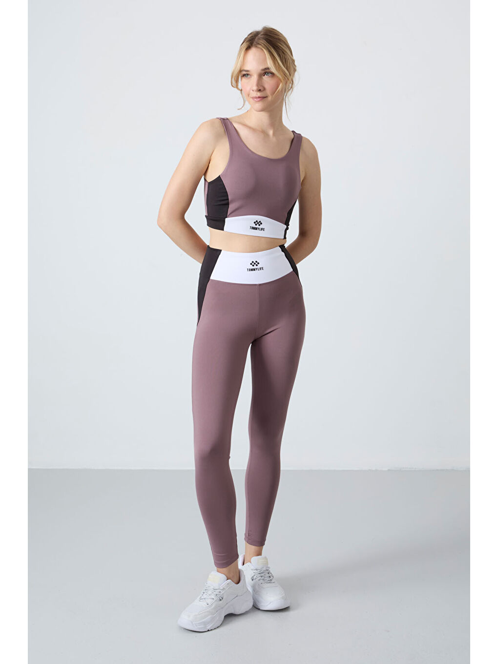 Pembe Gül Kurusu Polyester Esnek Standart Fit Performans Kadın Tayt Takım - 95334