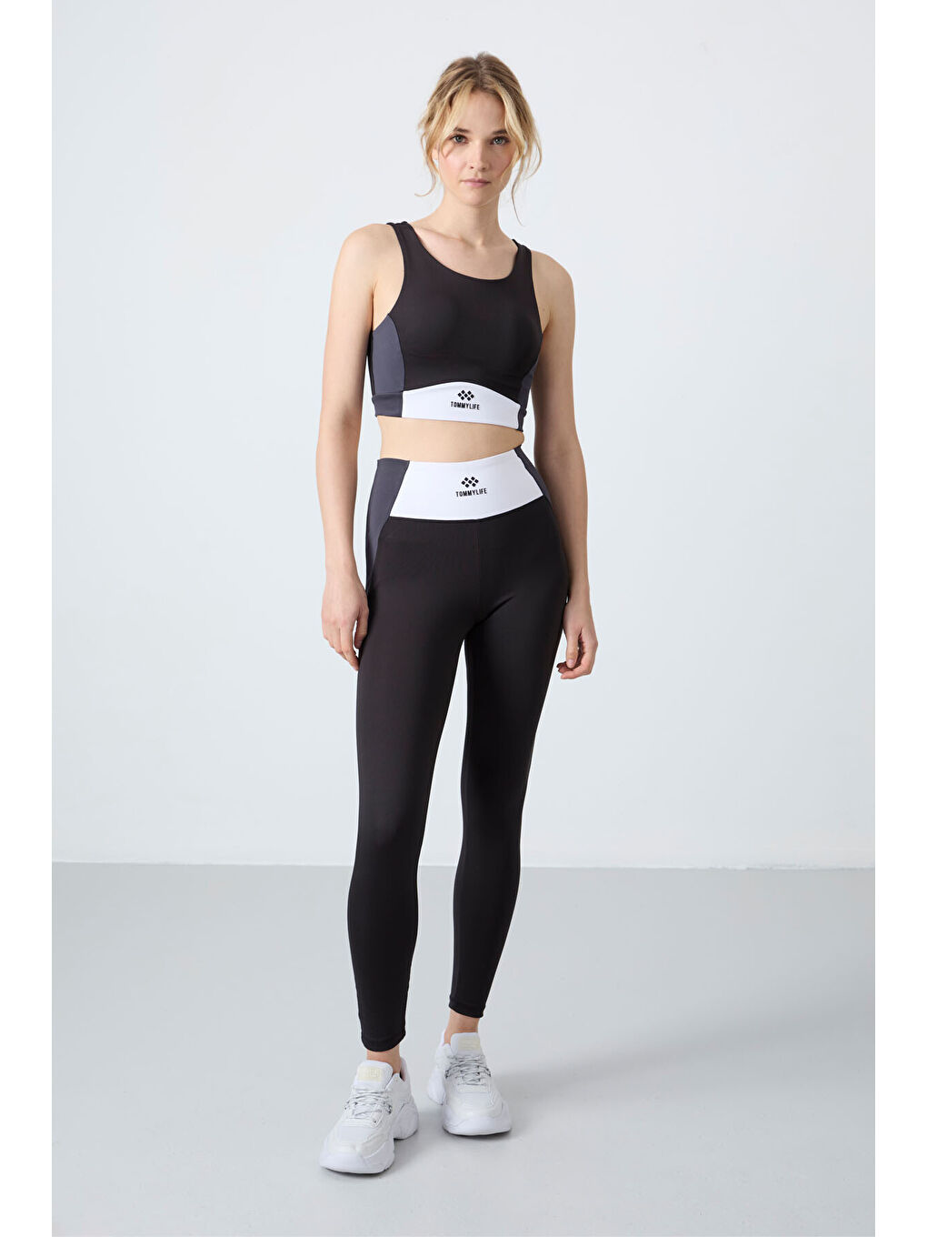 Siyah Polyester Esnek Standart Fit Performans Kadın Tayt Takım - 95334