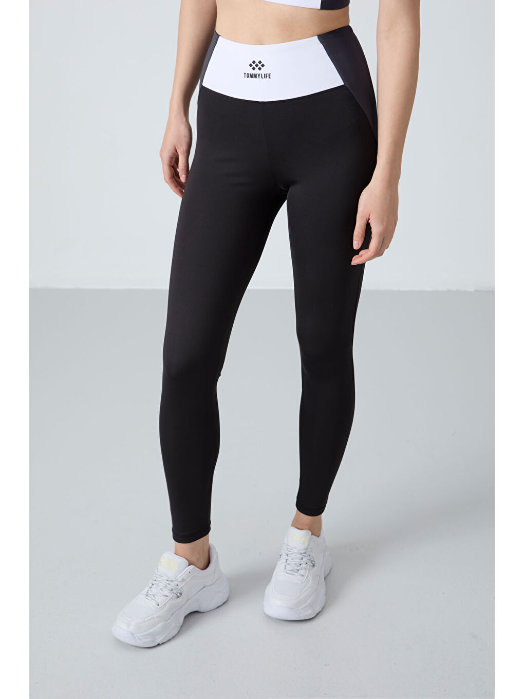 Siyah Polyester Esnek Standart Fit Performans Kadın Tayt Takım - 95334-4