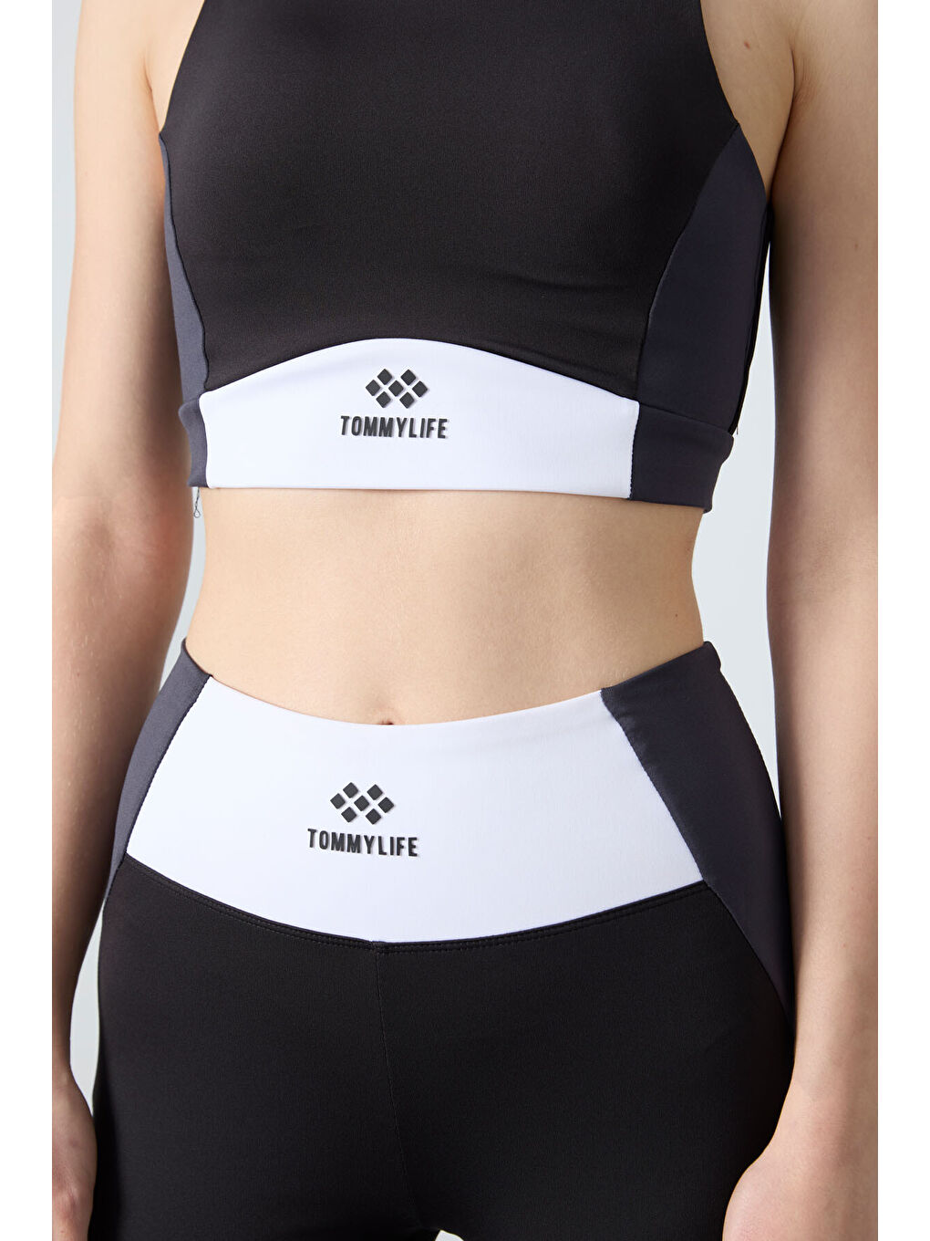 Siyah Polyester Esnek Standart Fit Performans Kadın Tayt Takım - 95334-6