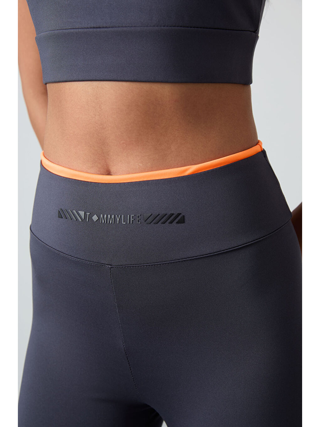 Antrasit Polyester Esnek Standart Fit Performans Kadın Tayt Takım - 95333-4