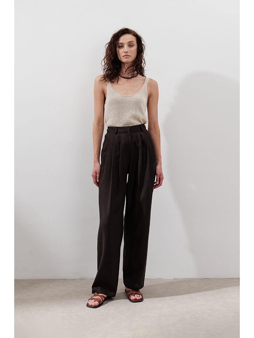 Kahverengi Keten Pileli Geniş Pantolon Acı Kahve-5