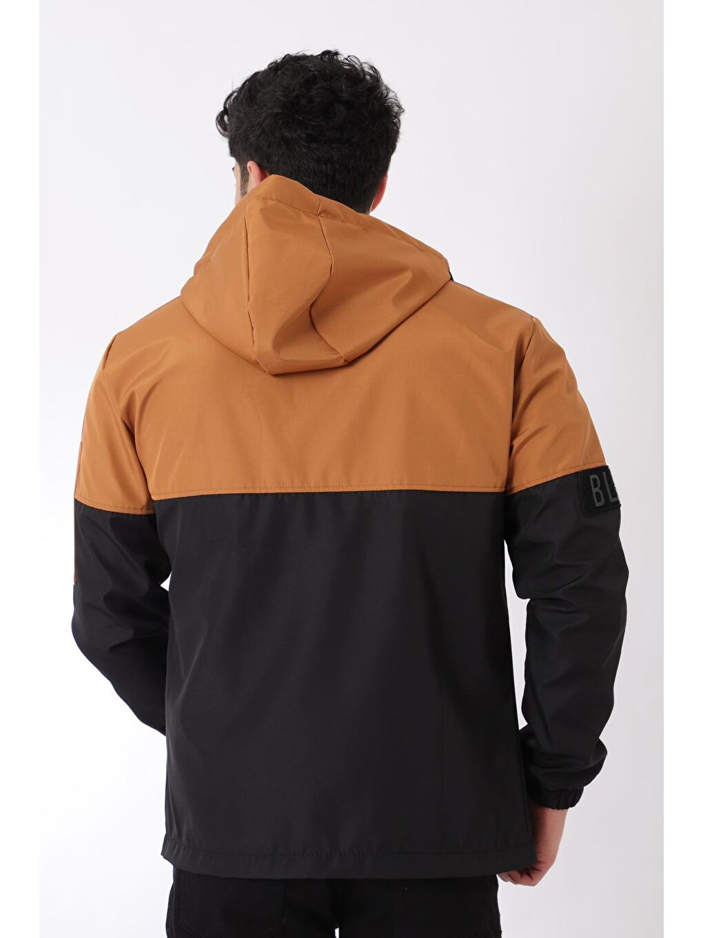 Stilkombin Bej Black Parçalı Kapüşonlu Mevsimlik Mont PLDP 2907 - 3