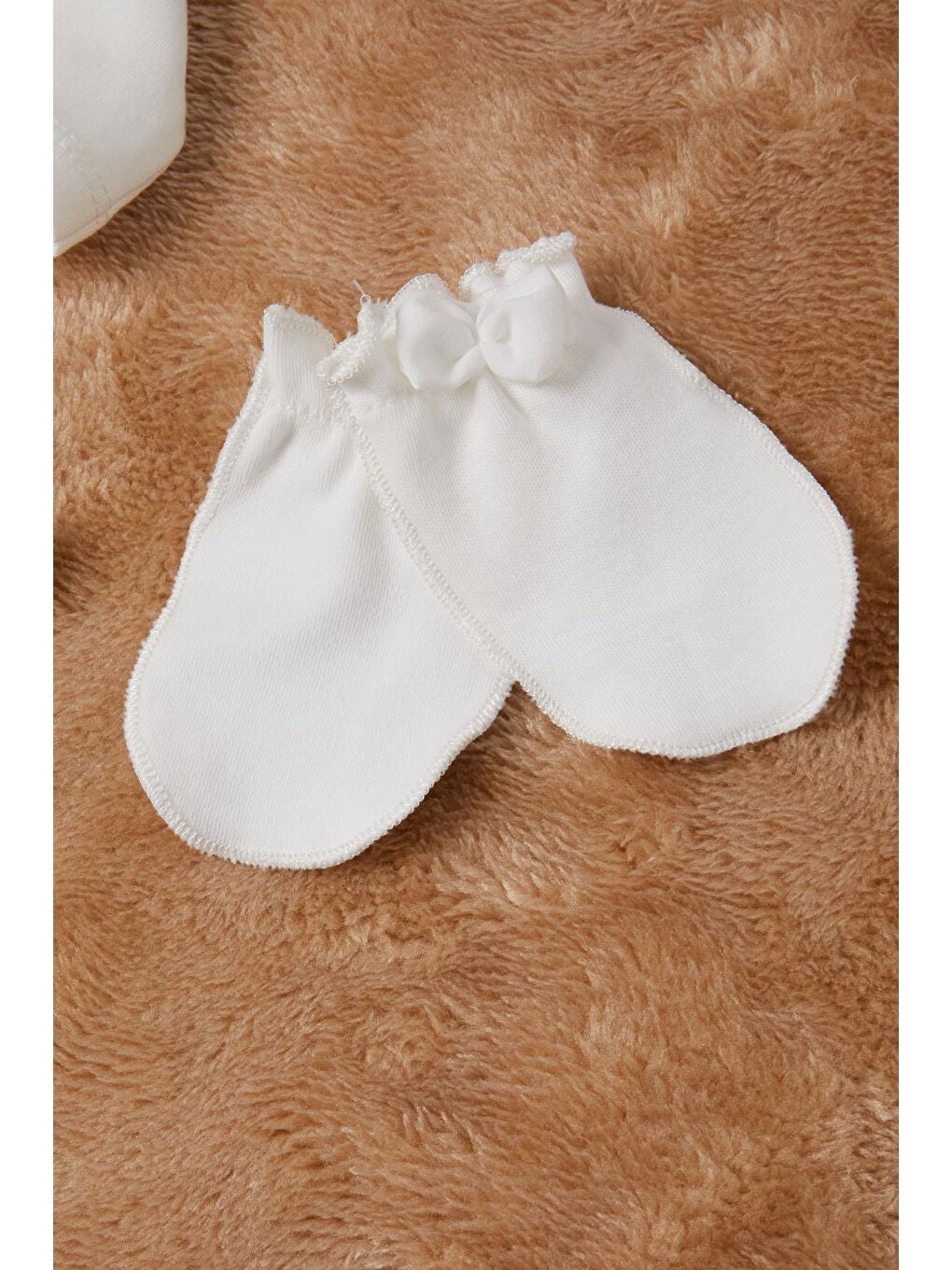 Ekru Kız Bebek Kelebek Baskılı 3'lü Tulum Takım 16686-4