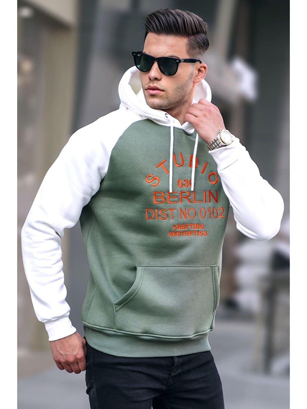 Haki Yeşili Nakışlı Kapüşonlu Sweatshirt 6011