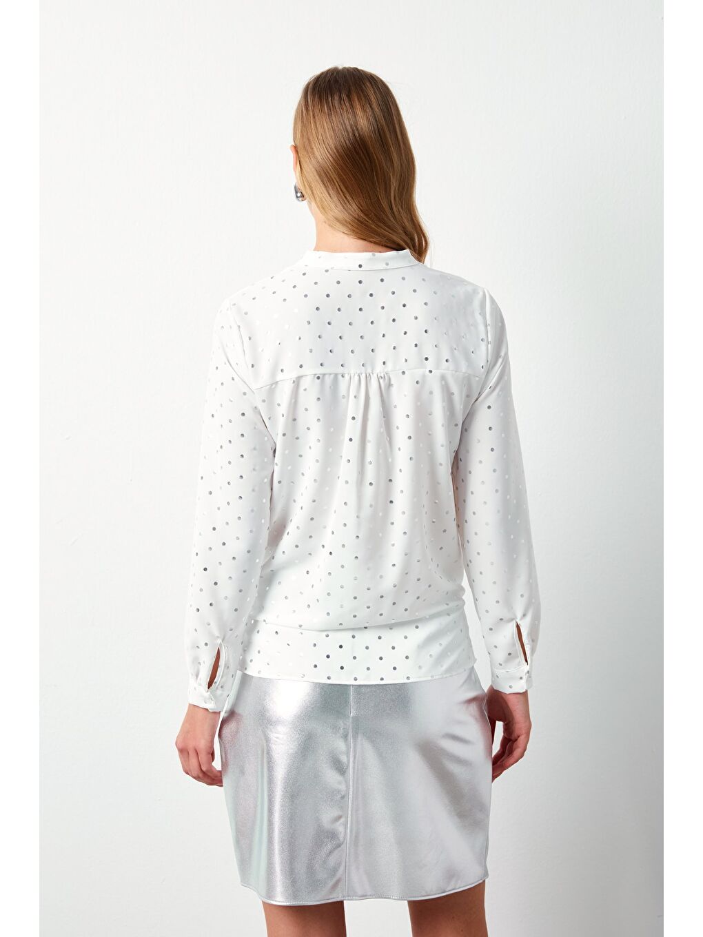 Parlak Puantiye Desenli Bluz - Ekru-5