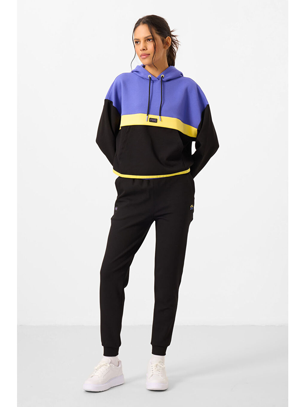 Siyah Kapüşonlu Renk Bloklu Kadın Eşofman Takım - 95327