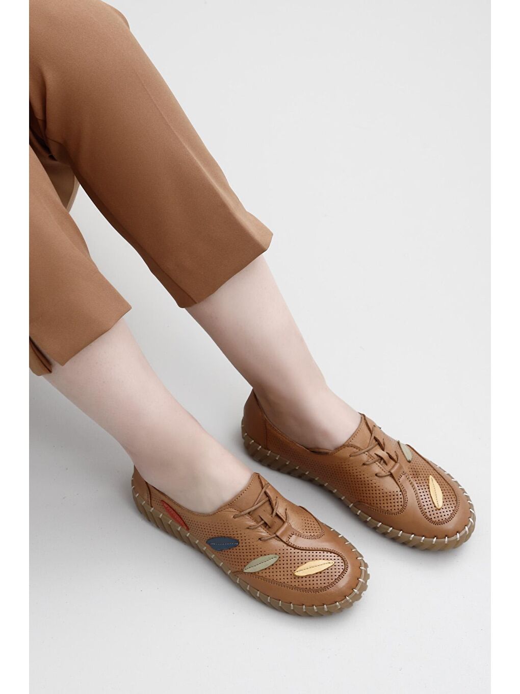 Kahverengi TABA-KAHVERENGİ  Hakiki Deri Yuvarlak Burun Düz Taban Kadın Sneaker 45671