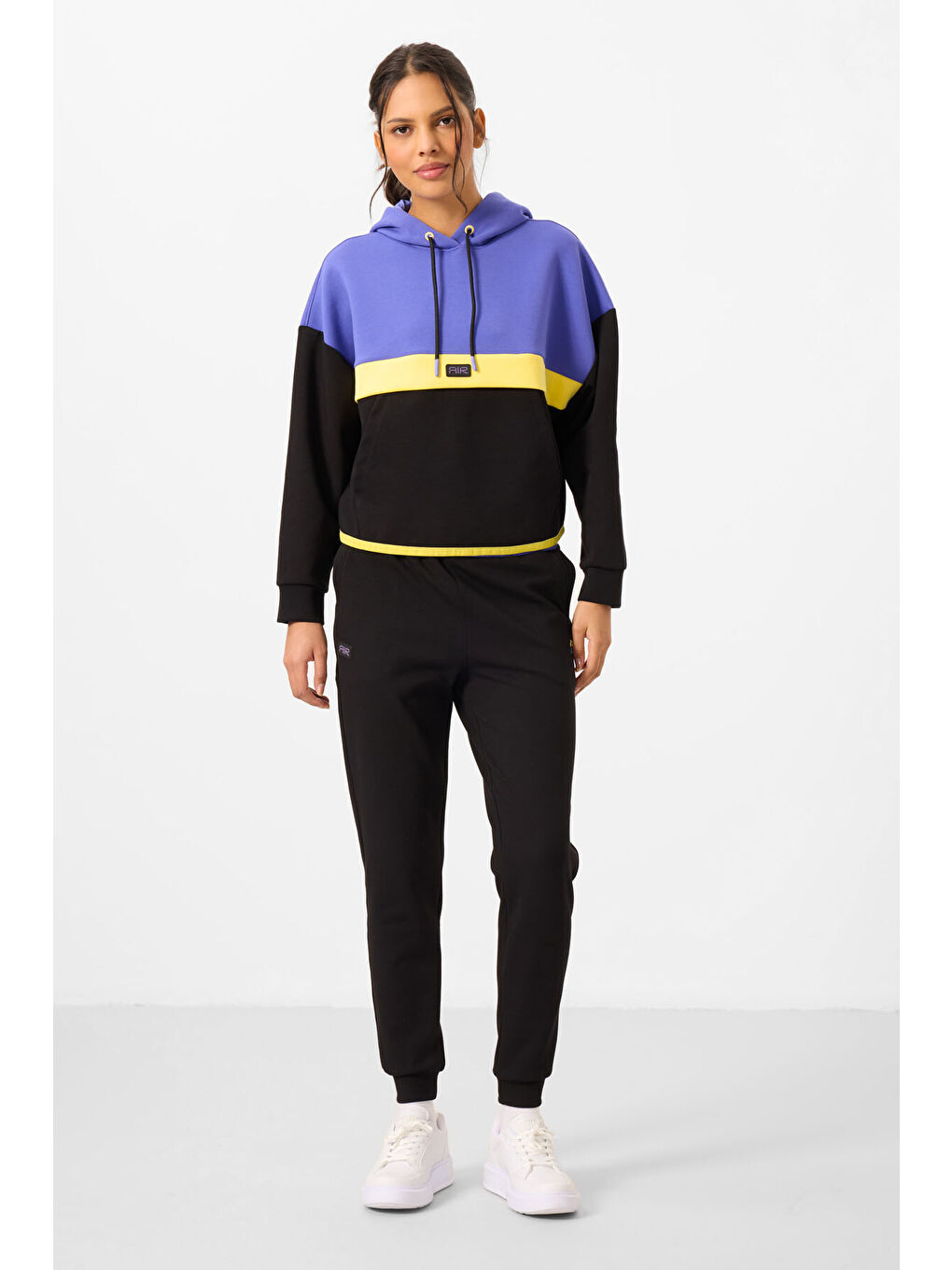 Siyah Kapüşonlu Renk Bloklu Kadın Eşofman Takım - 95327-6