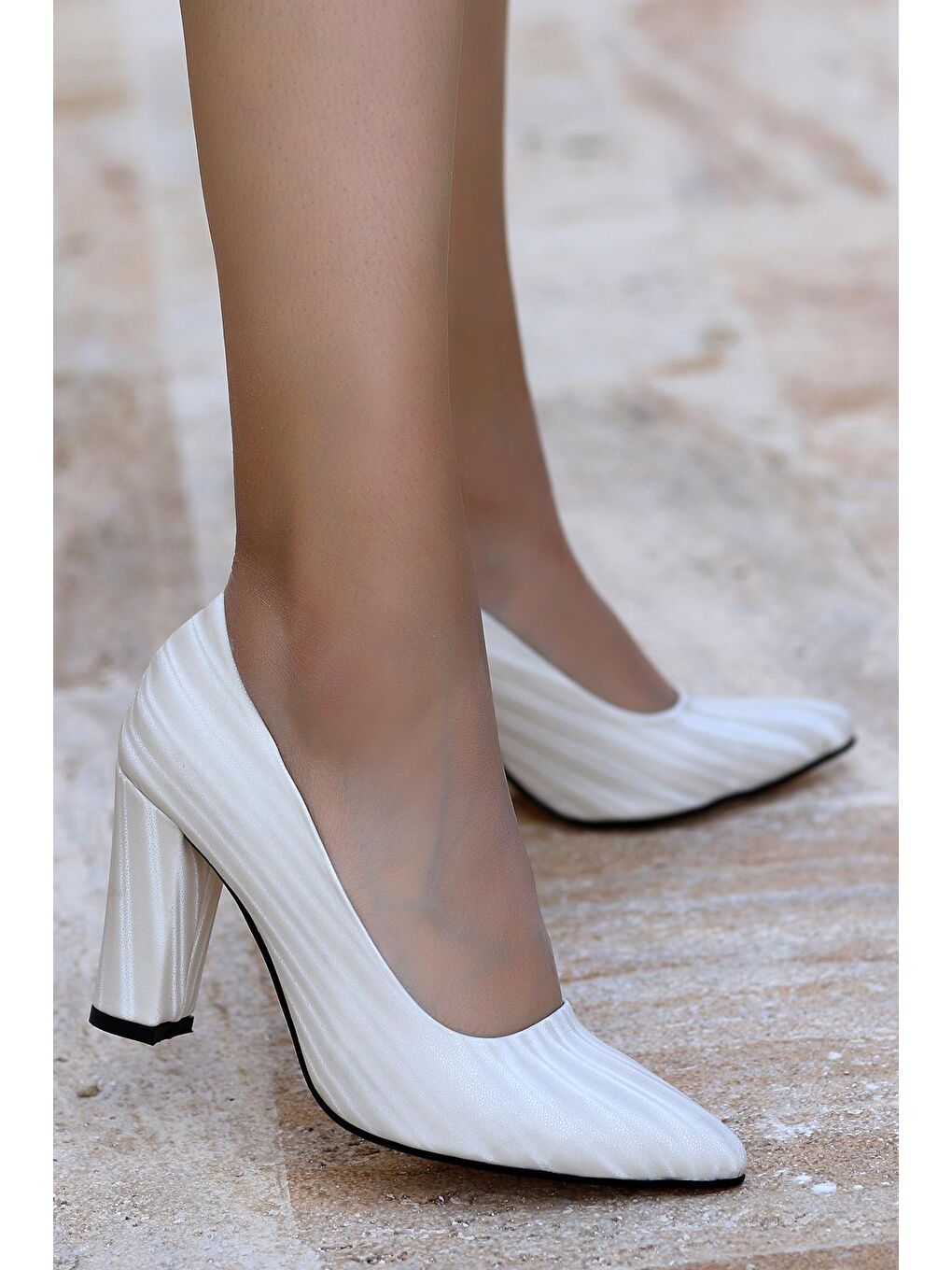 Beyaz 602.1110 Kadın 9 Cm Topuklu Ayakkabı Stiletto