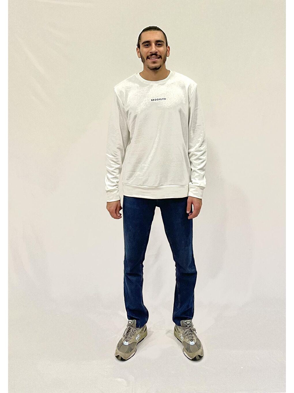 Süperlife Ekru Erkek Bisiklet Yaka Rahat Kalıp 3 iplik Kalın Orta Brooklyn Nakışlı Sweatshirt SPR24SW34