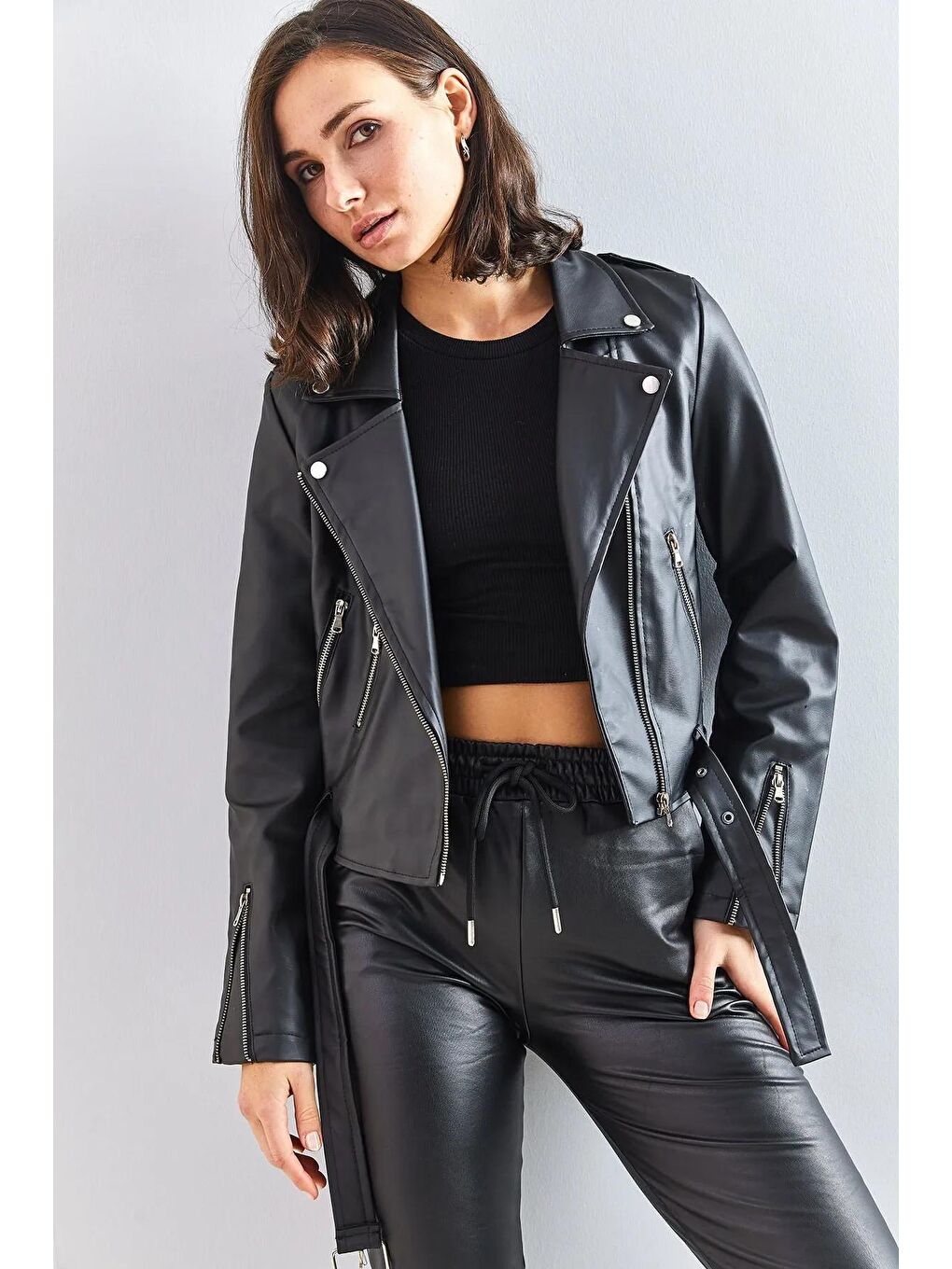 Siyah Kadın Kolları Fermuarlı Deri Ceket-2