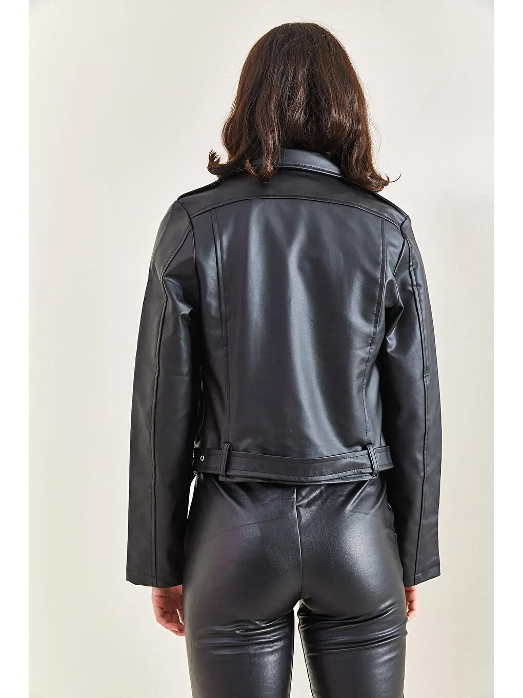 Siyah Kadın Kolları Fermuarlı Deri Ceket-3