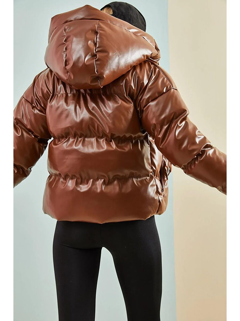Kahverengi Kadın Kapüşonlu Deri Mont-3