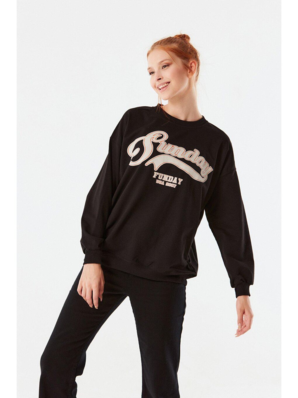 Siyah Sunday Baskılı Bisiklet Yaka Sweatshirt