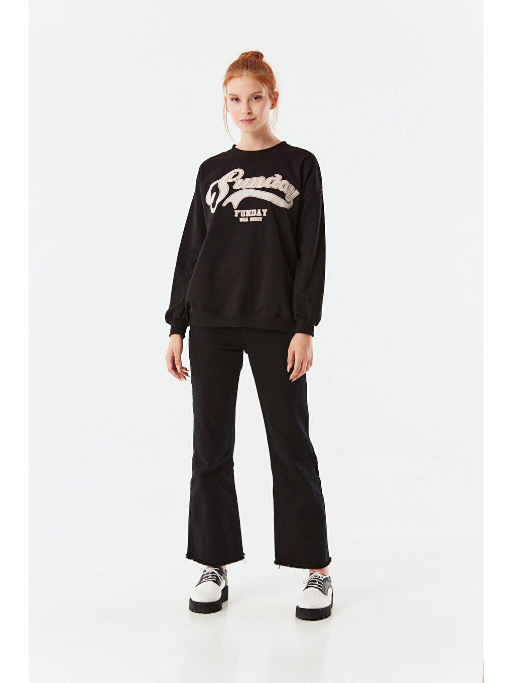 Siyah Sunday Baskılı Bisiklet Yaka Sweatshirt-1