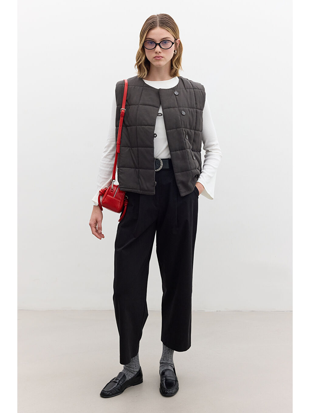 Kapitone Kısa Fit Yelek Antrasit