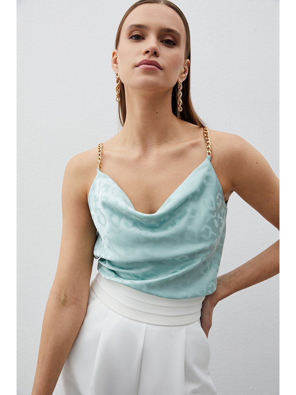 SATEEN Yeşil Zincir Askılı Saten Bluz - Mint - 3