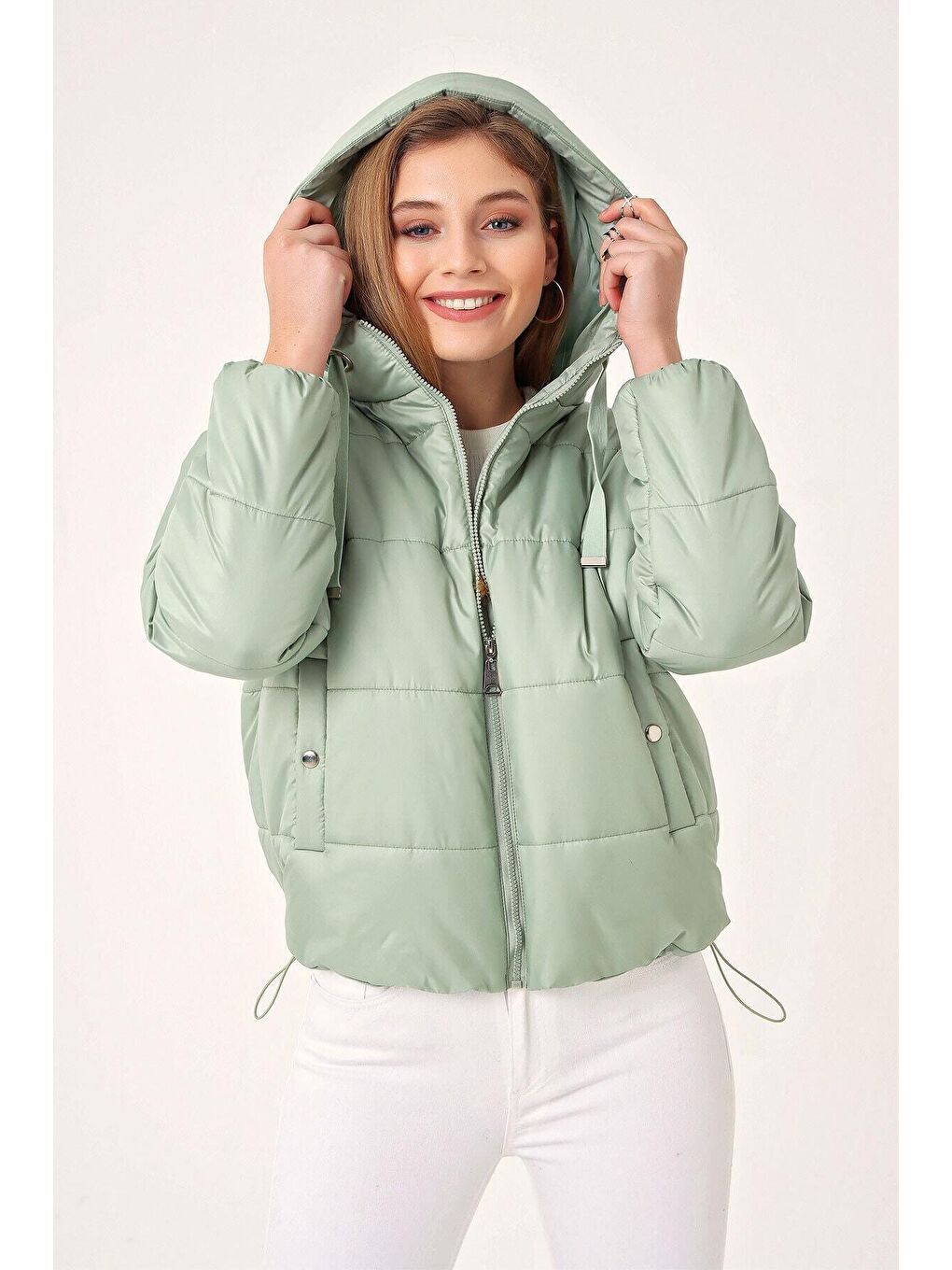 Kadın Mint Yeşil Kapüşonlu Bel Büzgülü Şişme Mont HZL22W-BD151171