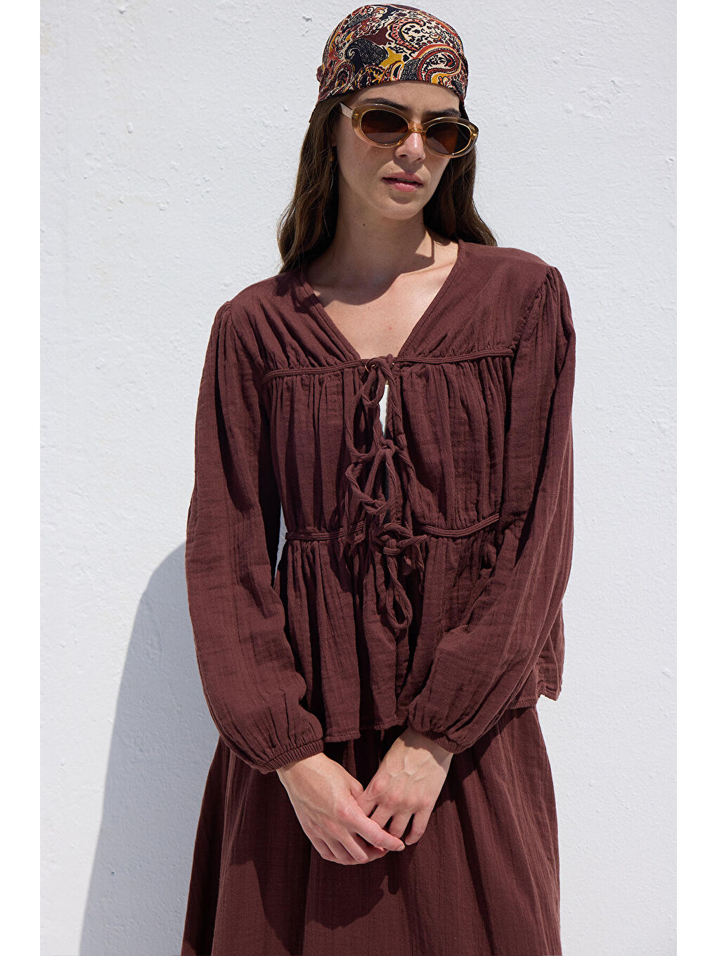 Bağlama Detaylı Müslin Bluz Bordo