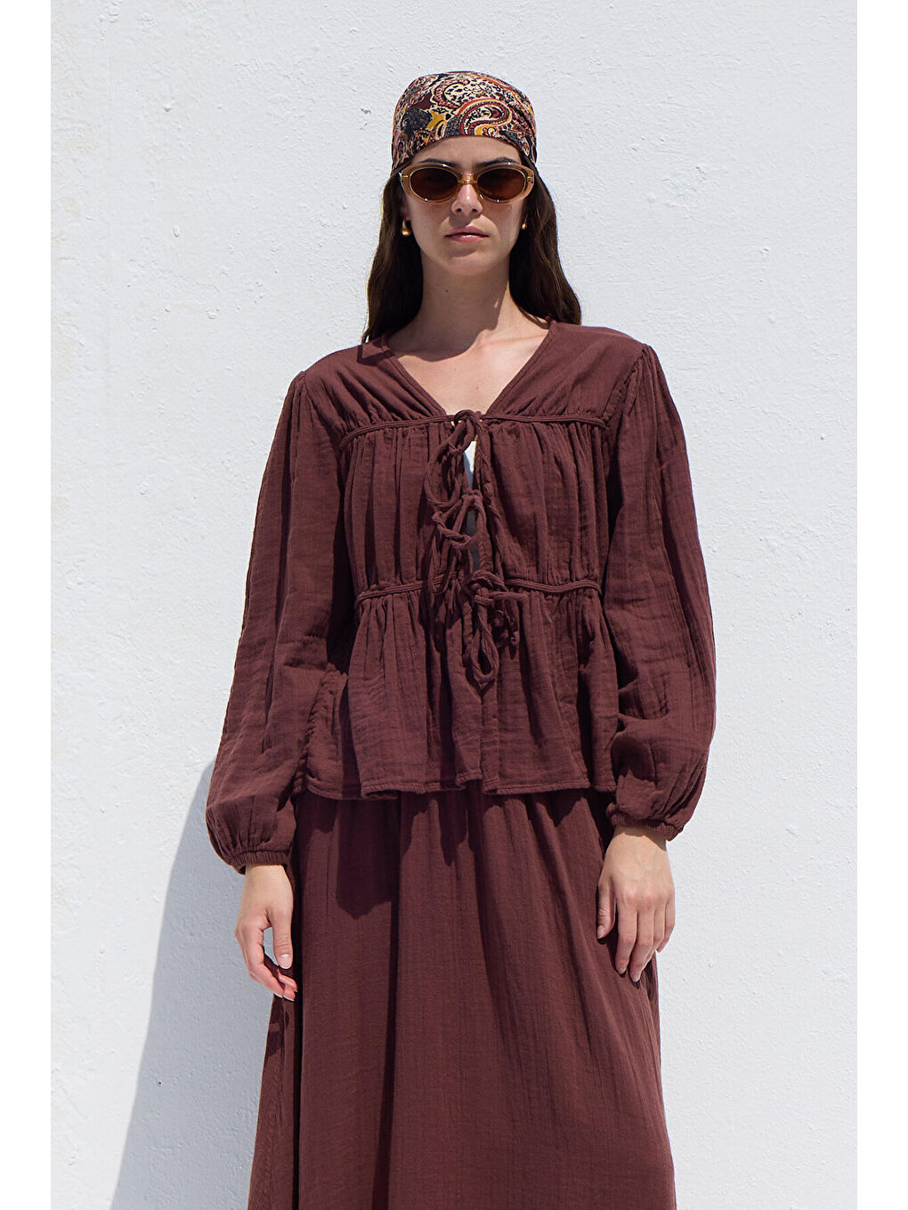 Bağlama Detaylı Müslin Bluz Bordo-4