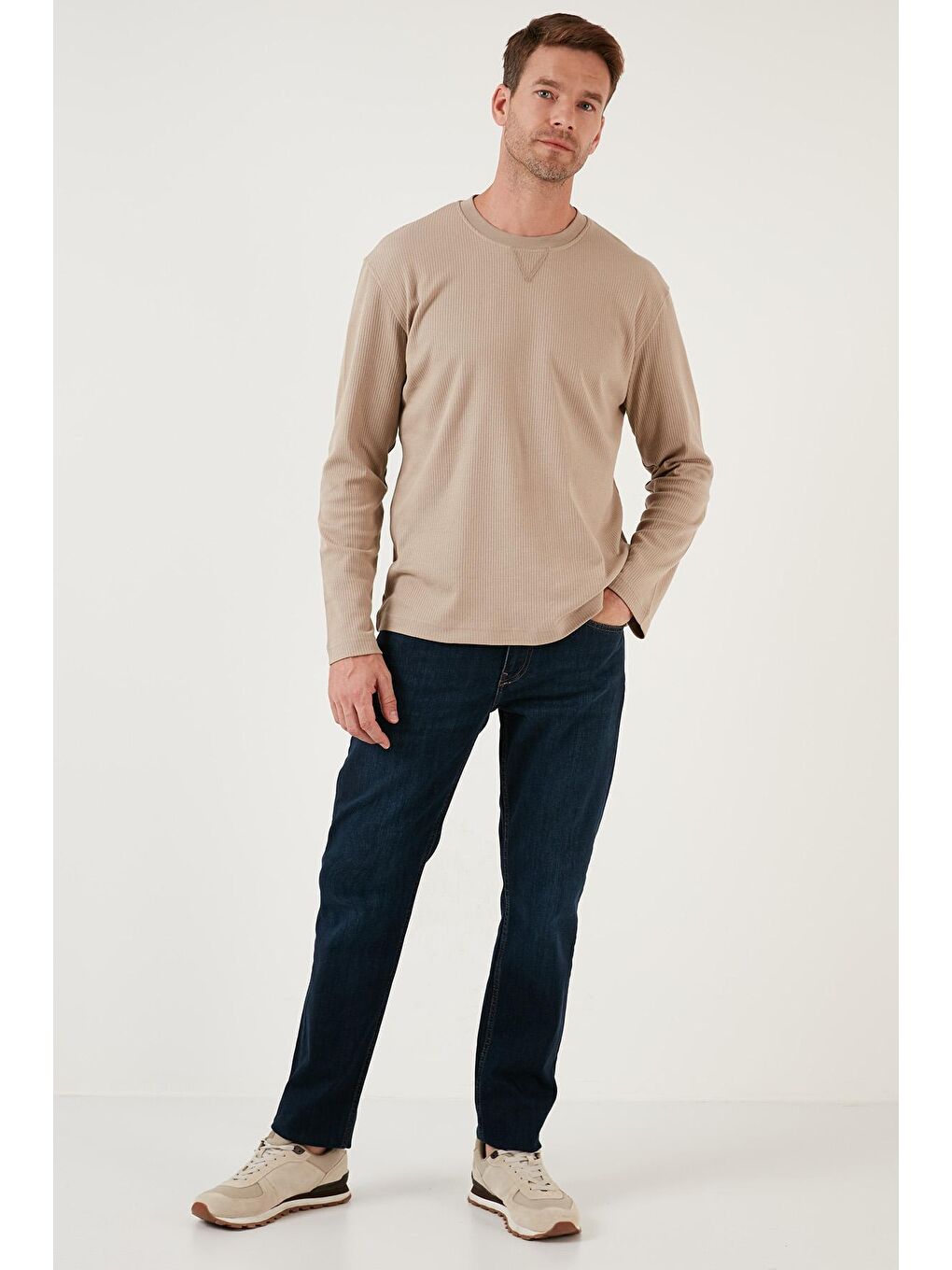 Mavi Pamuklu Yüksek Bel Comfort Fit Boru Paça Jeans 4400J25TEXAS-1