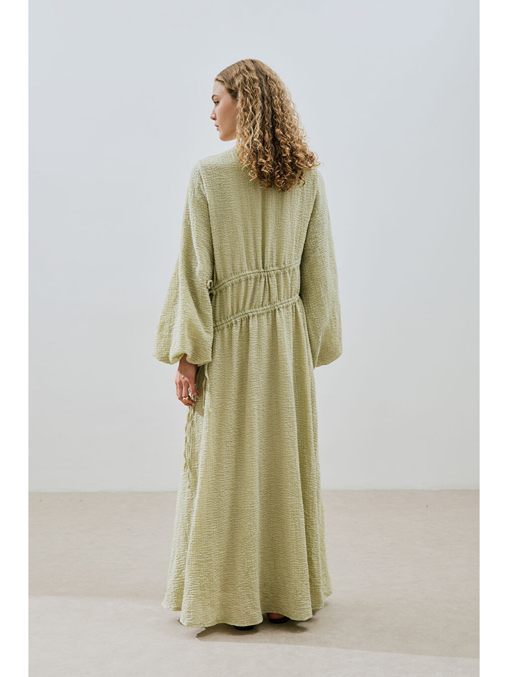 Büzgü Bağlamalı Dokulu Elbise Yeşil-7